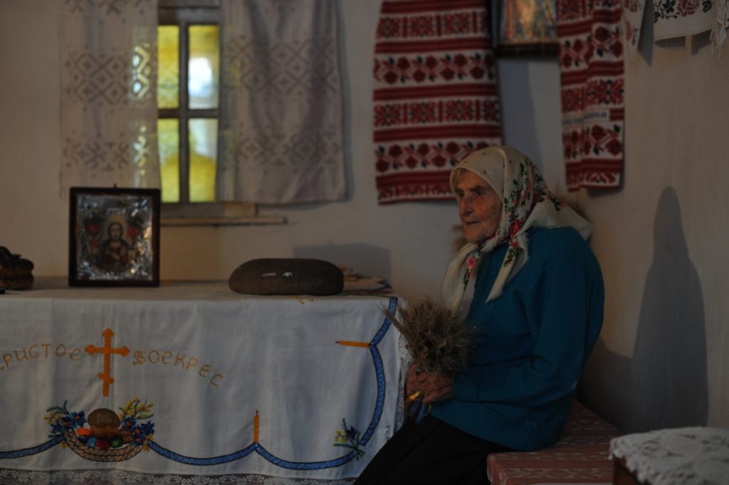 "One man gave the house for one leaf of bread": meeting with the oldest director of the museum in Ukraine