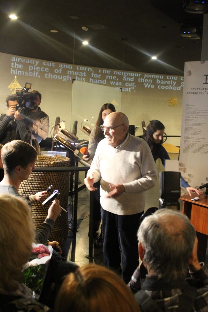 Meeting with 90-year-old Holodomor witness Mykola Onyshchenko