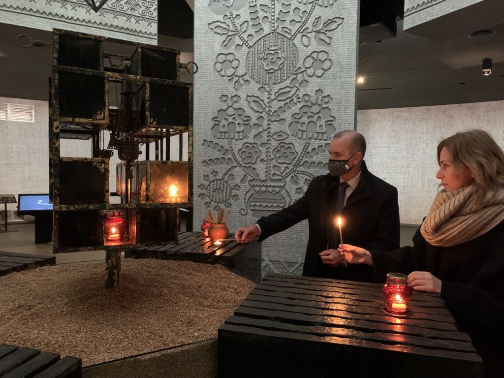 Australian Ambassador to Ukraine Bruce Edwards visited The Holodomor Museum