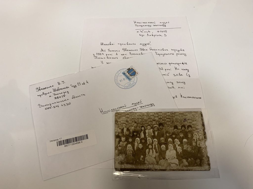 A unique photograph from 1933 was donated to the Holodomor Museum