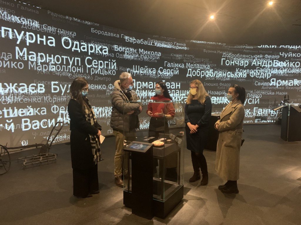 The director of the Italian Institute of Culture visited the Holodomor Museum