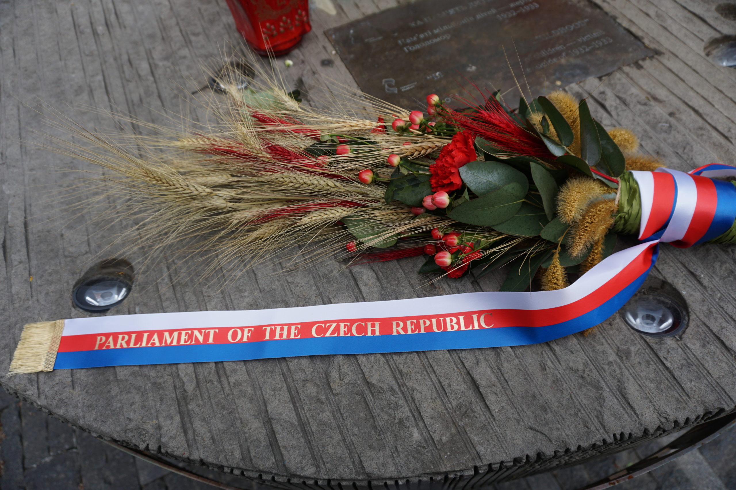 Czech senators honoured the memory of the Holodomor victims