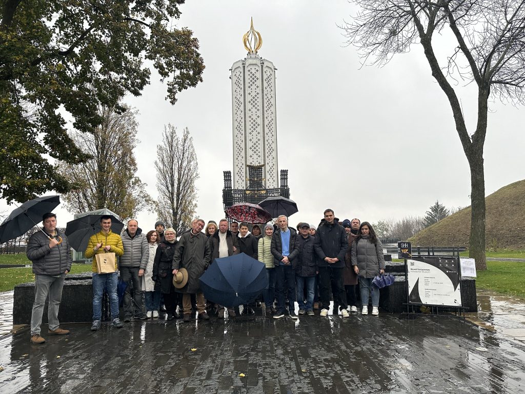 Музей Голодомору відвідали представники МЗС України