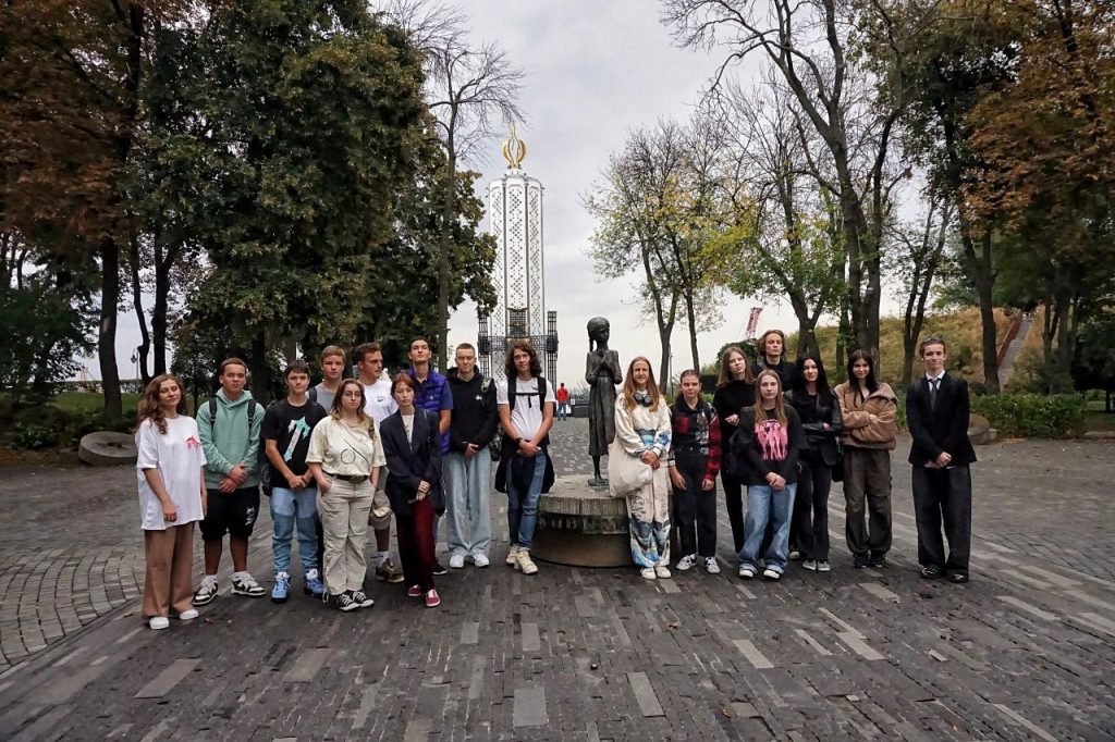 “Tell me a story”: our project with the Creative International School for Children has ended