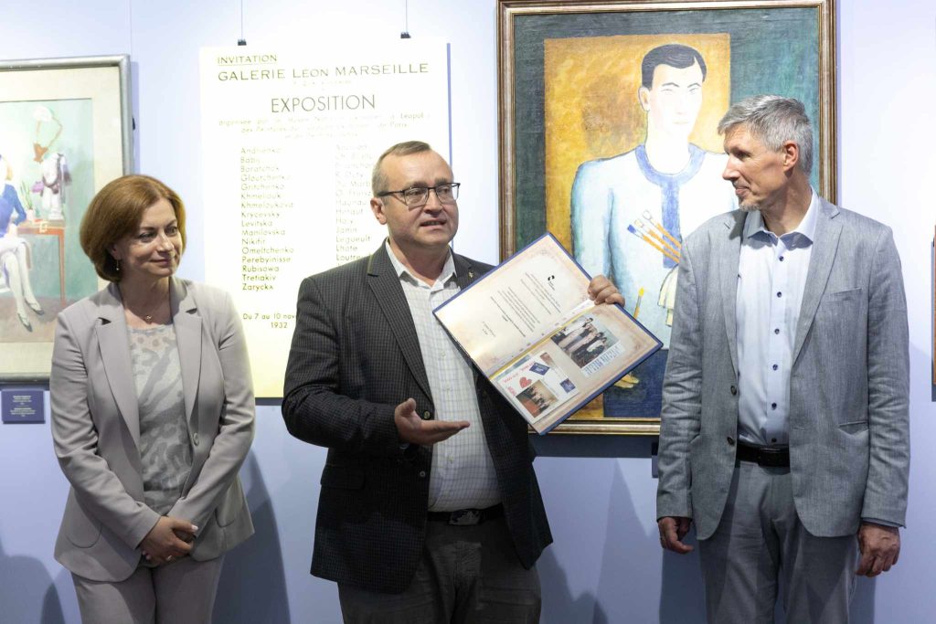 The Holodomor Museum congratulated the Museum of the Ukrainian Diaspora on its 25th anniversary